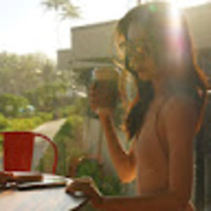 Meet your Posher, Lara